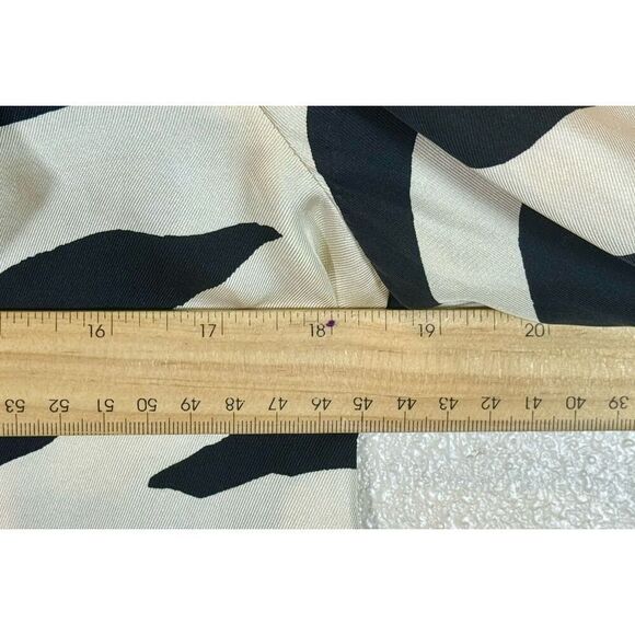 Kate Spade Catarina Zebra Print 100% Silk Ruffle Collar Tie Blouse Women's M - Picture 12 of 12